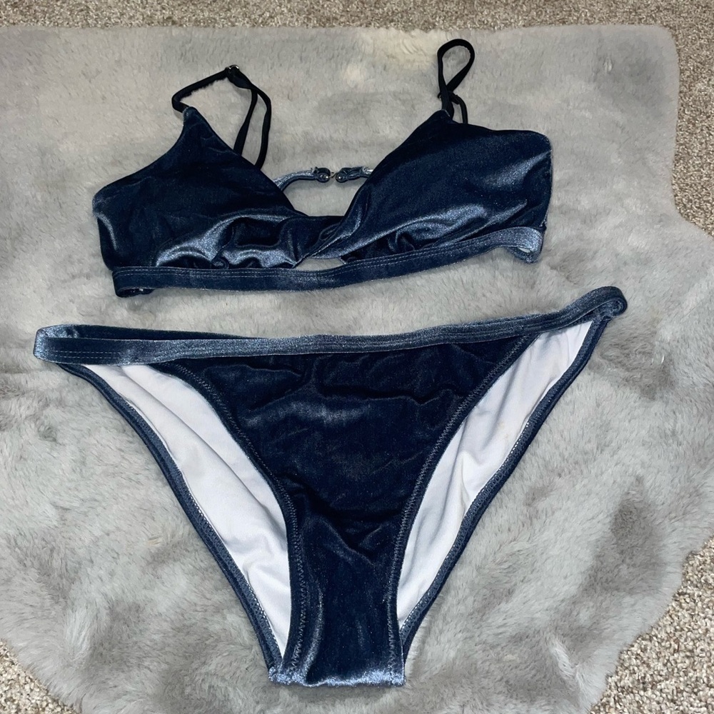 Stylish Women's dark blue Bikini Set